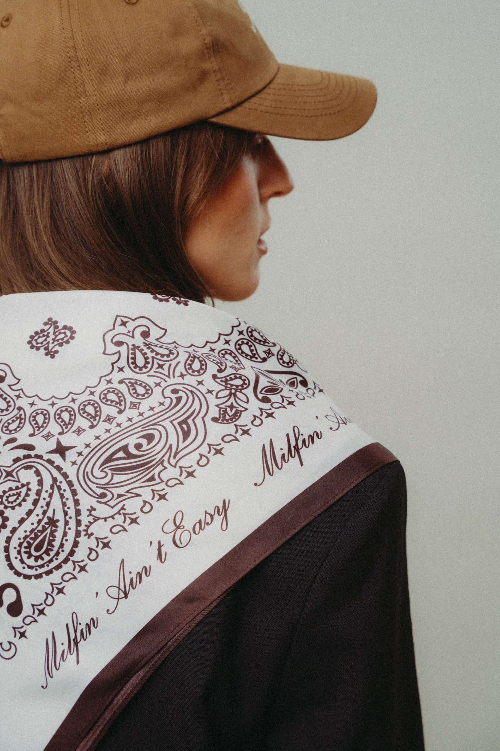 BANDANA - ,,MILFIN' AIN'T EASY''