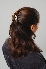 Hair Clip MILF Brown