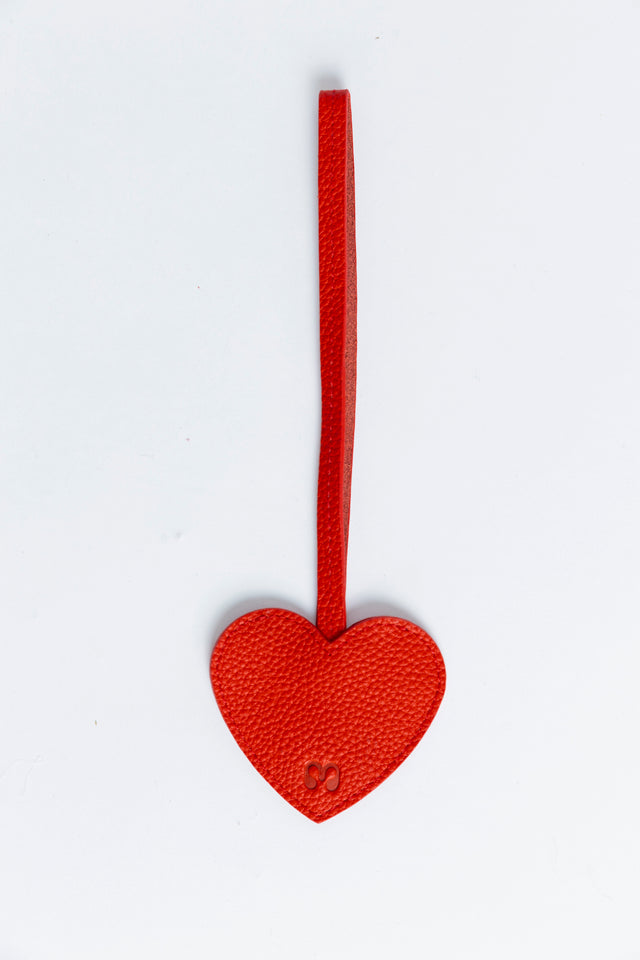 Heart Airtag Holder