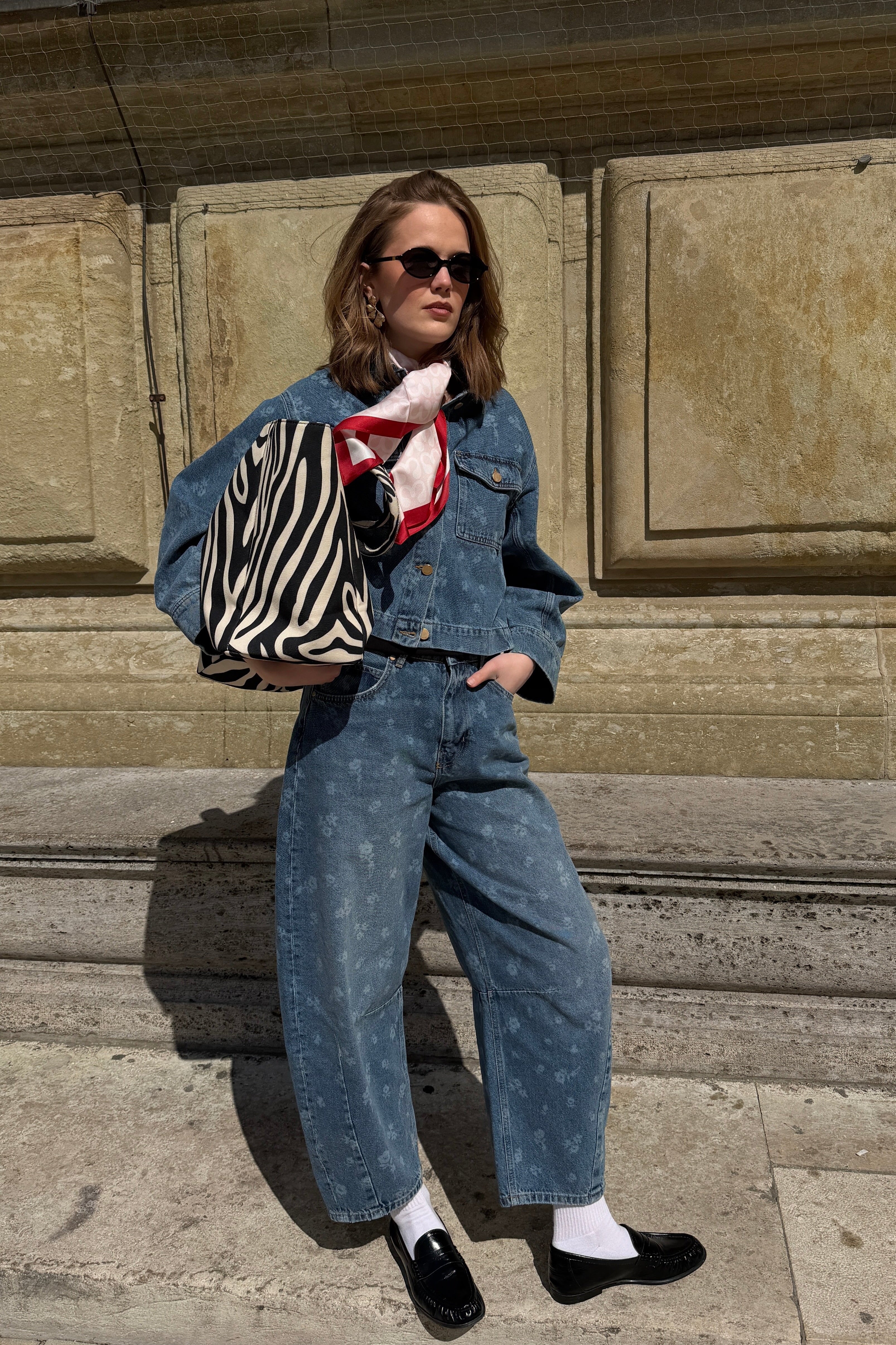 Zebra Tote Bag